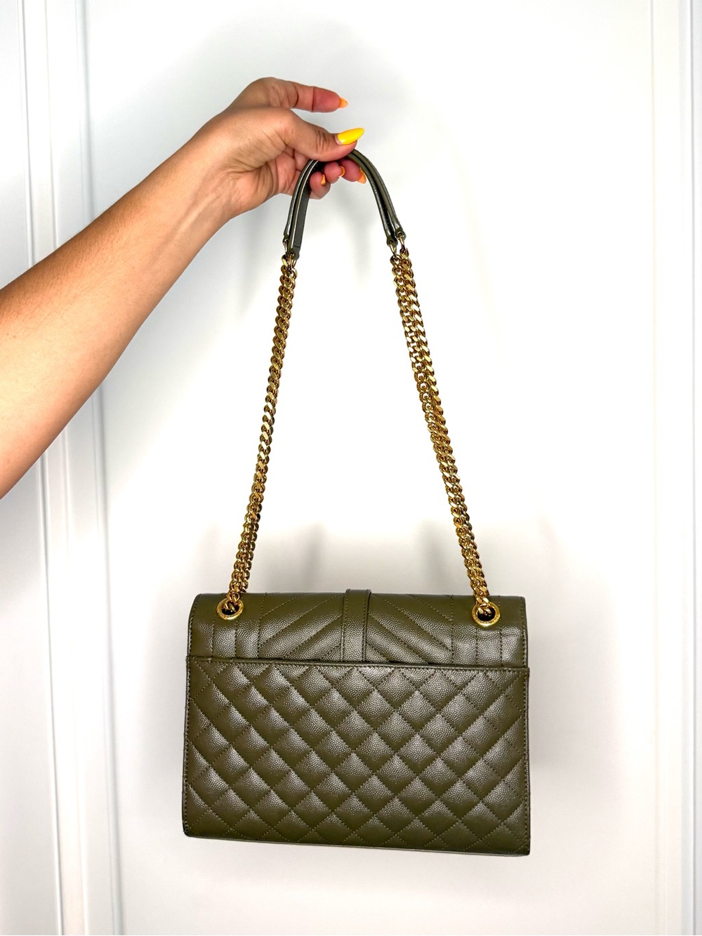 Saint Laurent Medium Envelope Shoulder Bag - Picture 2 of 10